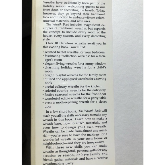 Vintage 1988 The Wreath DIY Hardcover Book - Picture 3 of 10